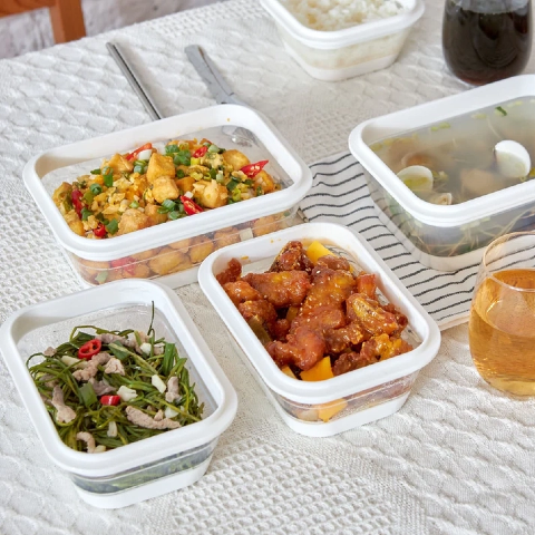 bo&icirc;te &agrave; d&eacute;jeuner